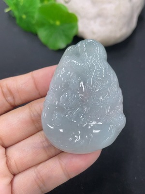 F46567383 翡翠挂件神龙护主 货品总约重26.79g