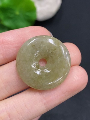 F32723217 JadeitePeace Pendant