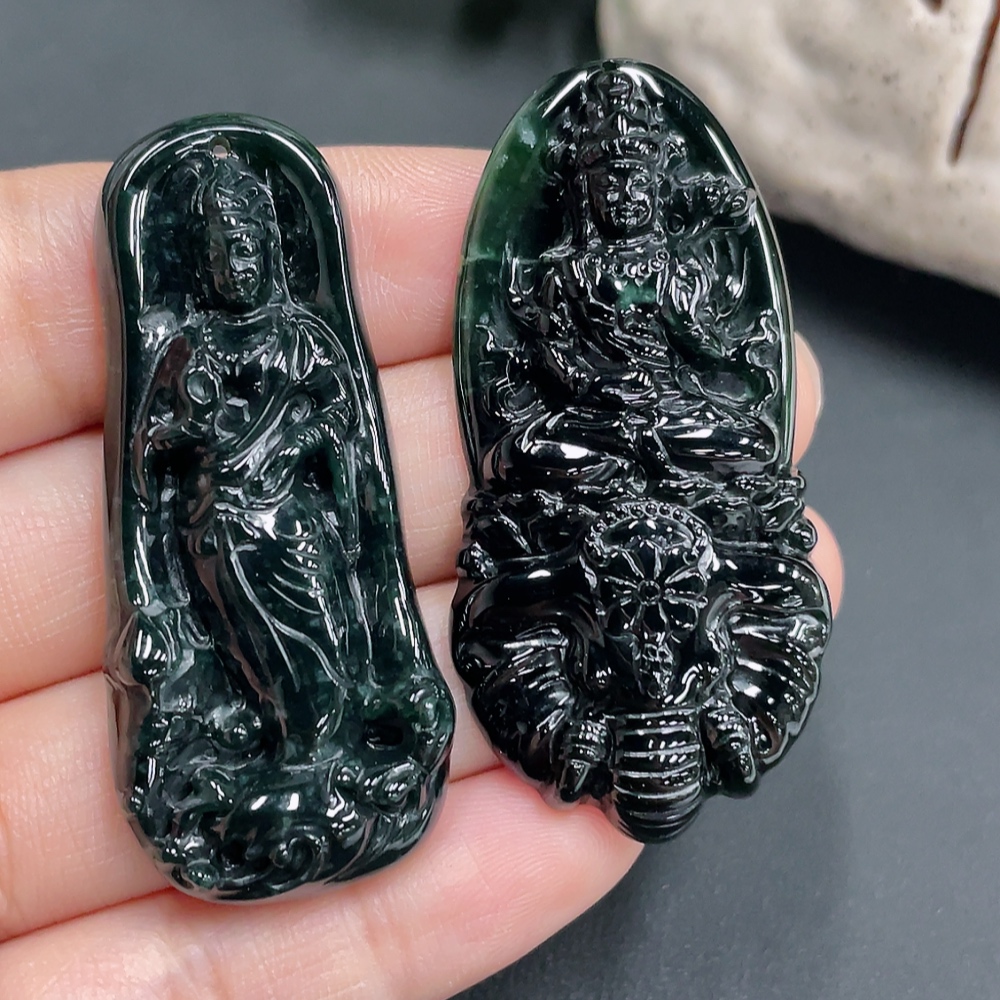 F19151881 Jadeite Pendant Guanyin Sell as a Lot