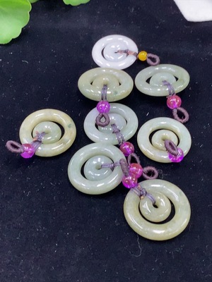 F33861424 Jadeite Pendant Sell as a Lot with Non-A Grade Beads