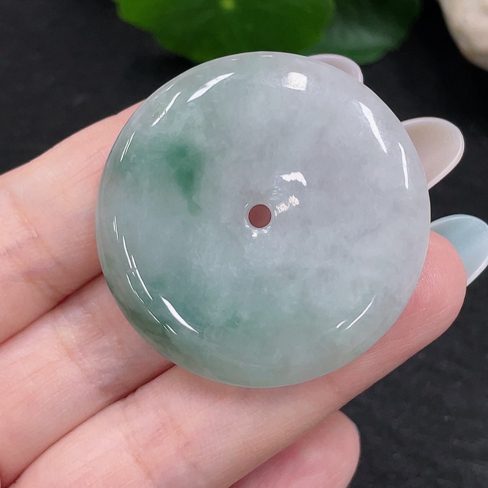 F33873274 Jadeite Safety Buckle Pendant, Total Weight Approx. 17.2g