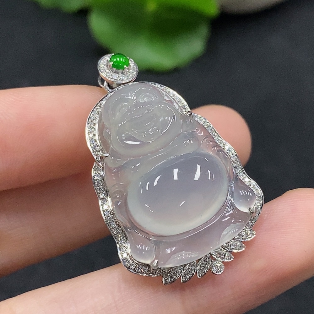 F34964457 Jadeite Buddha Pendant Set in 18K Gold with Diamond Accents, Total Weight Approx. 6.14g