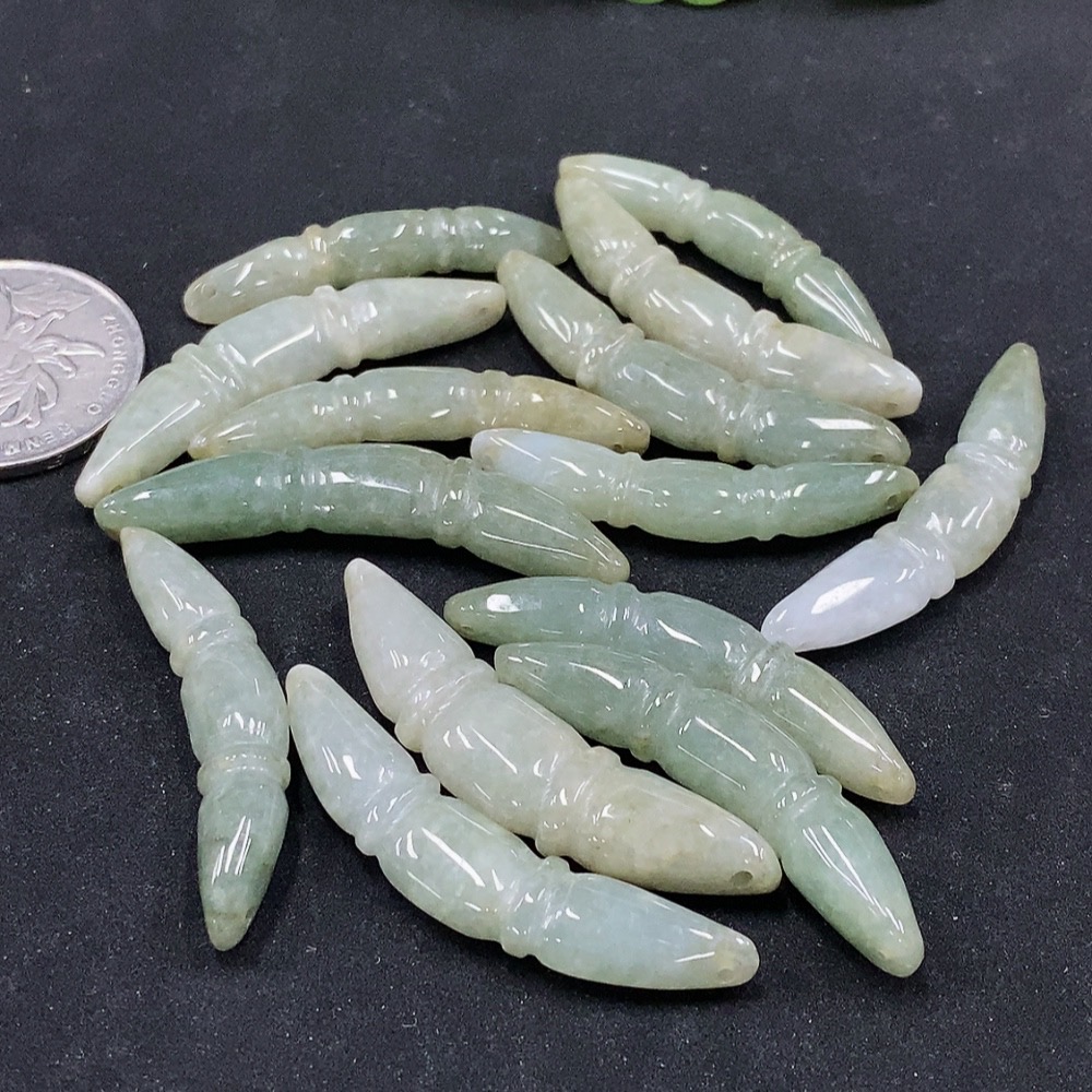 F33927924 Jadeite Pendant