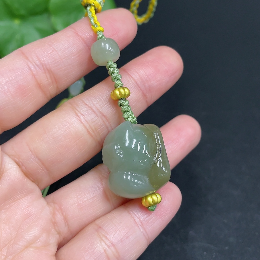 H34053041 Hetian Jade Pendant Cat Total Weight (including rope) Approx. 14.8g Accessories Not Hetian Jade