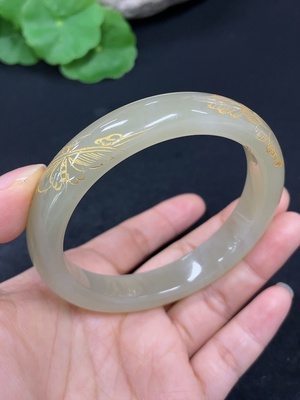 H46559527 和田玉正圈手镯    圈口59.5    货品总重约55.1g   局部可见工艺涂层