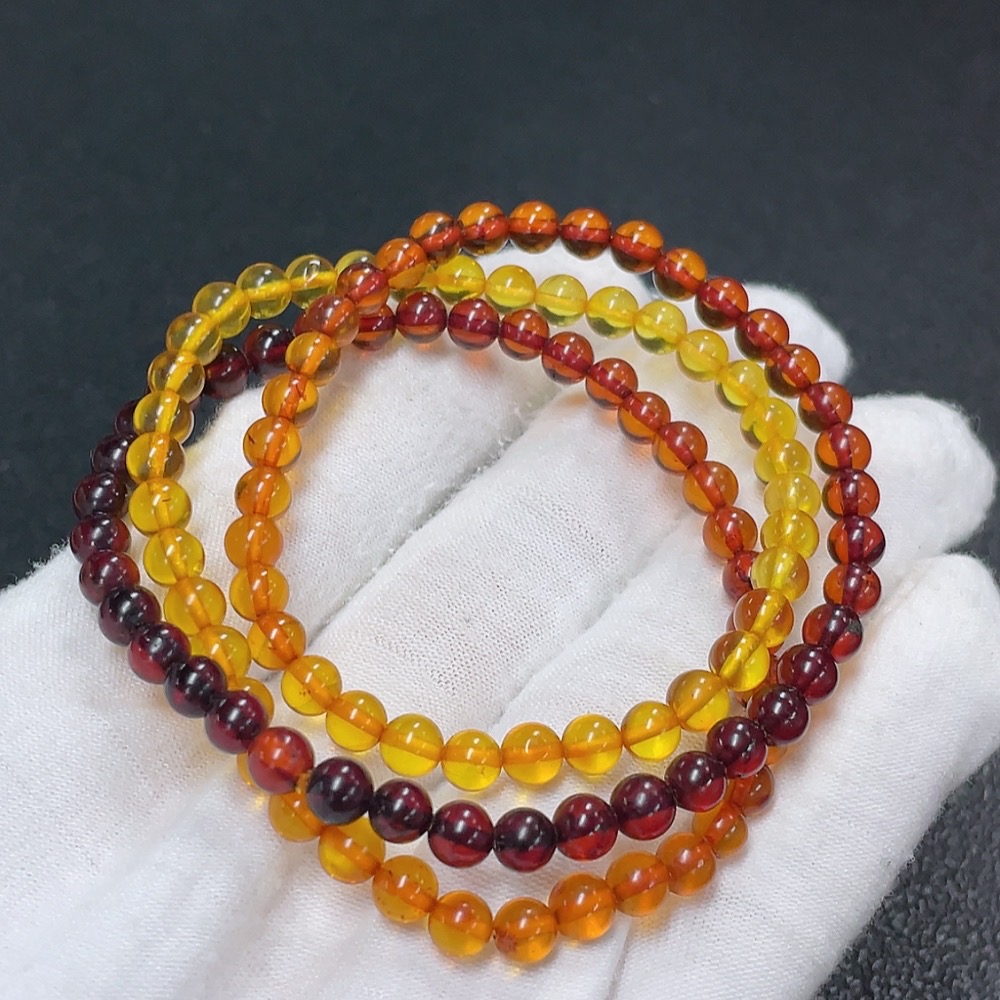 C32784425 Amber Beeswax Beaded Bracelet, Total Weight Approx. 7.99g, Size About 5mm