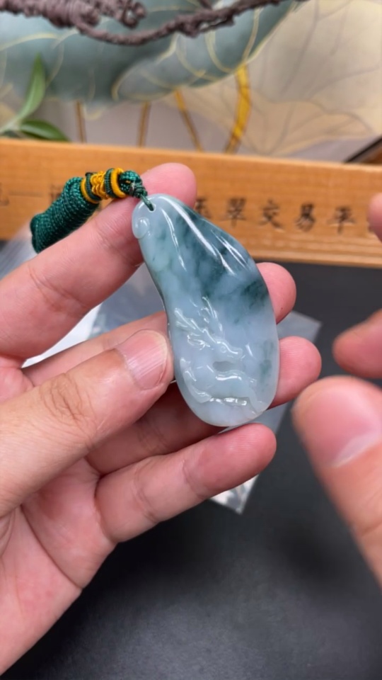 F35089720 Jadeite Pendant Plum Blossom Deer