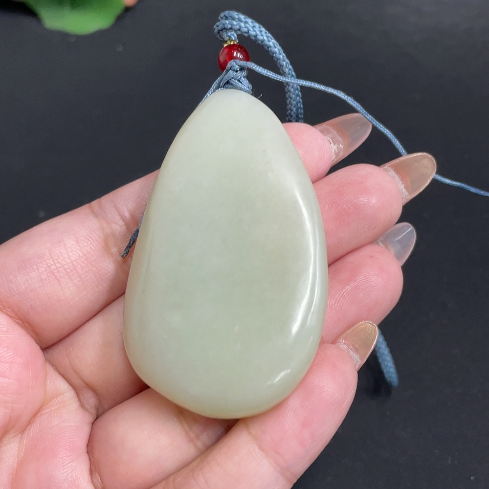 H32698548 Hetian Jade Pendant Guanyin Total Weight Approx. [with rope] 49.2g