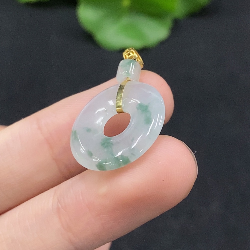 F34028537 Jadeite Donut Pendant 18K Gold Total Weight Approx. 2.3g