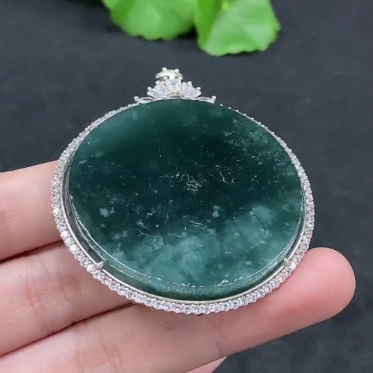 F32753470 Jadeite Plain Pendant Inlaid Pendant Non-Gold Inlaid Total Weight About 33.75g