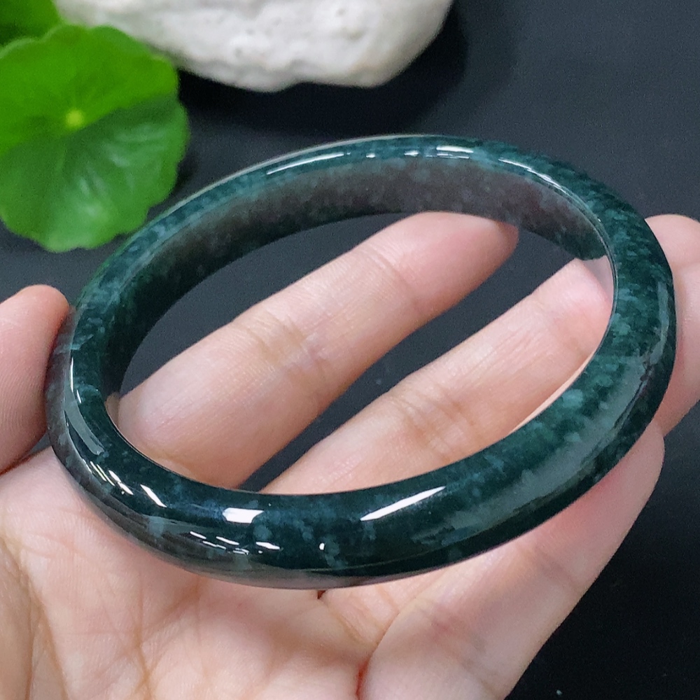 F31587871 Jadeite Round Bangle Size 59mm Total Weight Approx. 42g