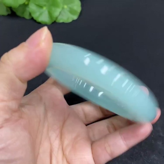 H33904192 Xiuyu (Serpentine Jade) Regular Bracelet Size 52.2 Total Weight Approx. 64g