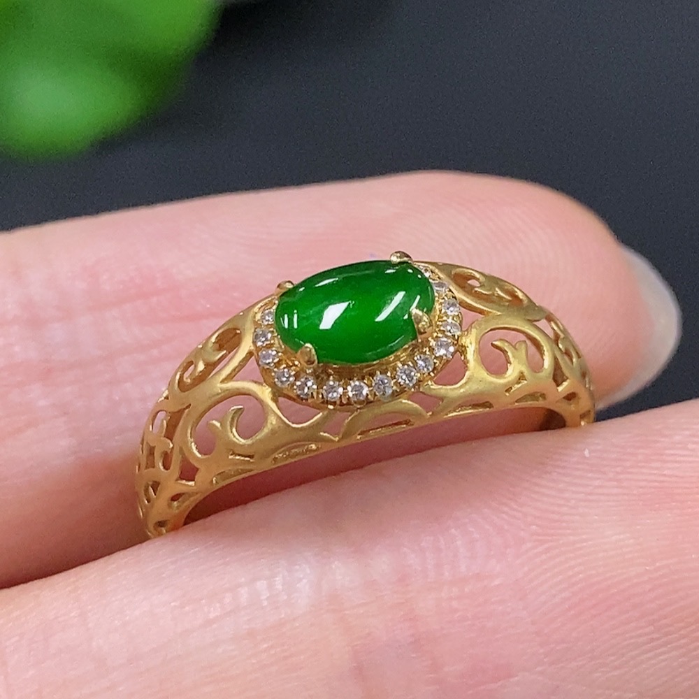 F29336700 Jadeite Cabochon Ring in 18K Gold with Diamond Accents