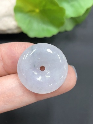 F15603190 JadeitePeace Pendant