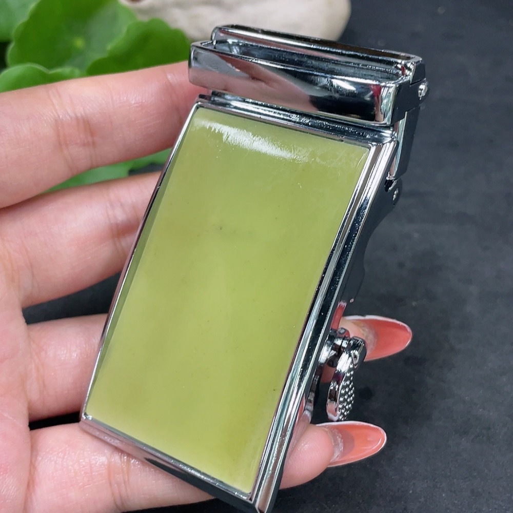 H34961232 Hetian Jade Inlaid Belt Buckle Non-Gold Total Weight Approx. 104.9g