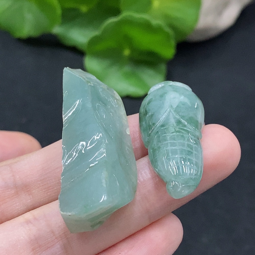 F33946855 Jadeite Pendant
