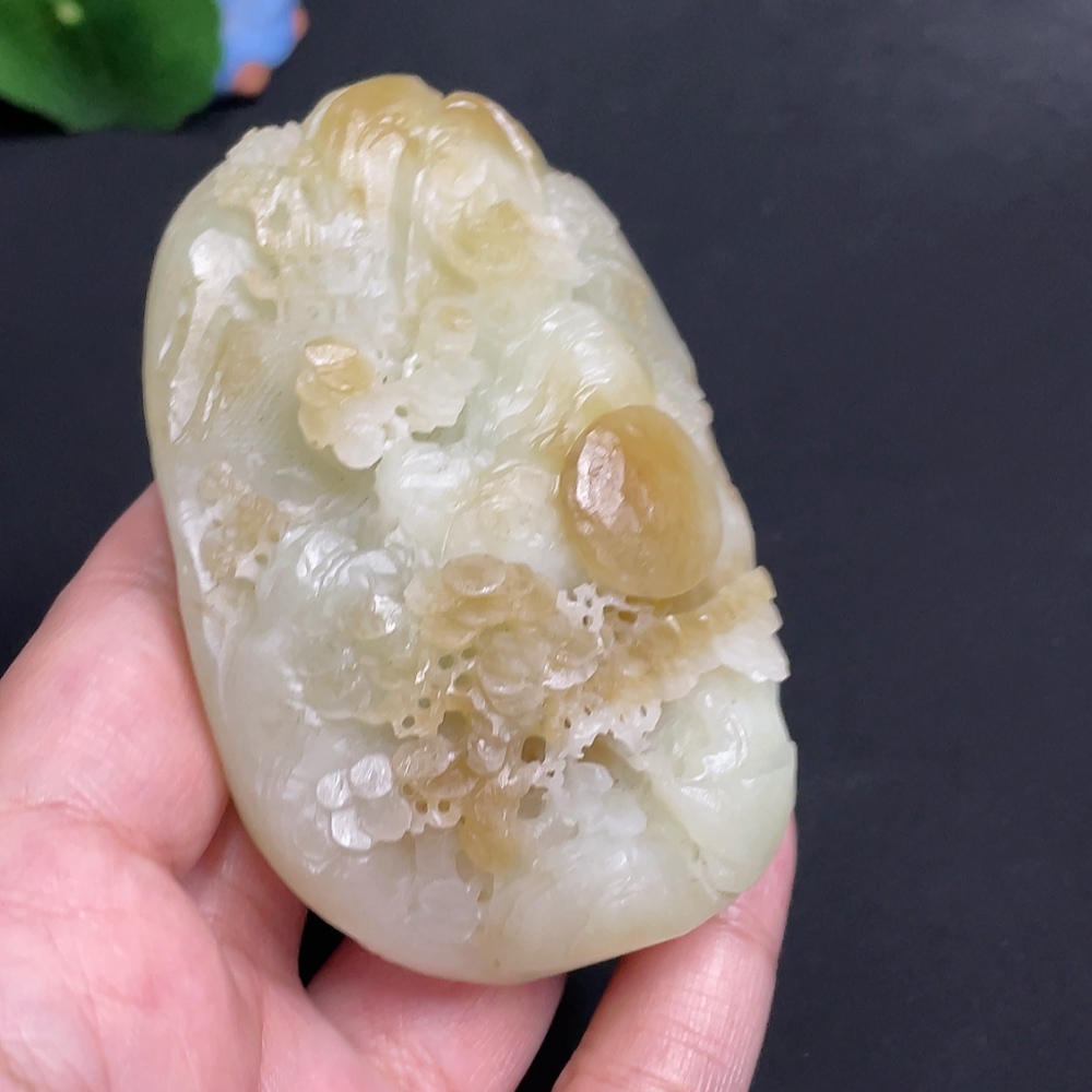 H31677296 Hetian Jade Pendant - Landscape, Total Weight Approx. 201.1g, Containing Other Mineral Components