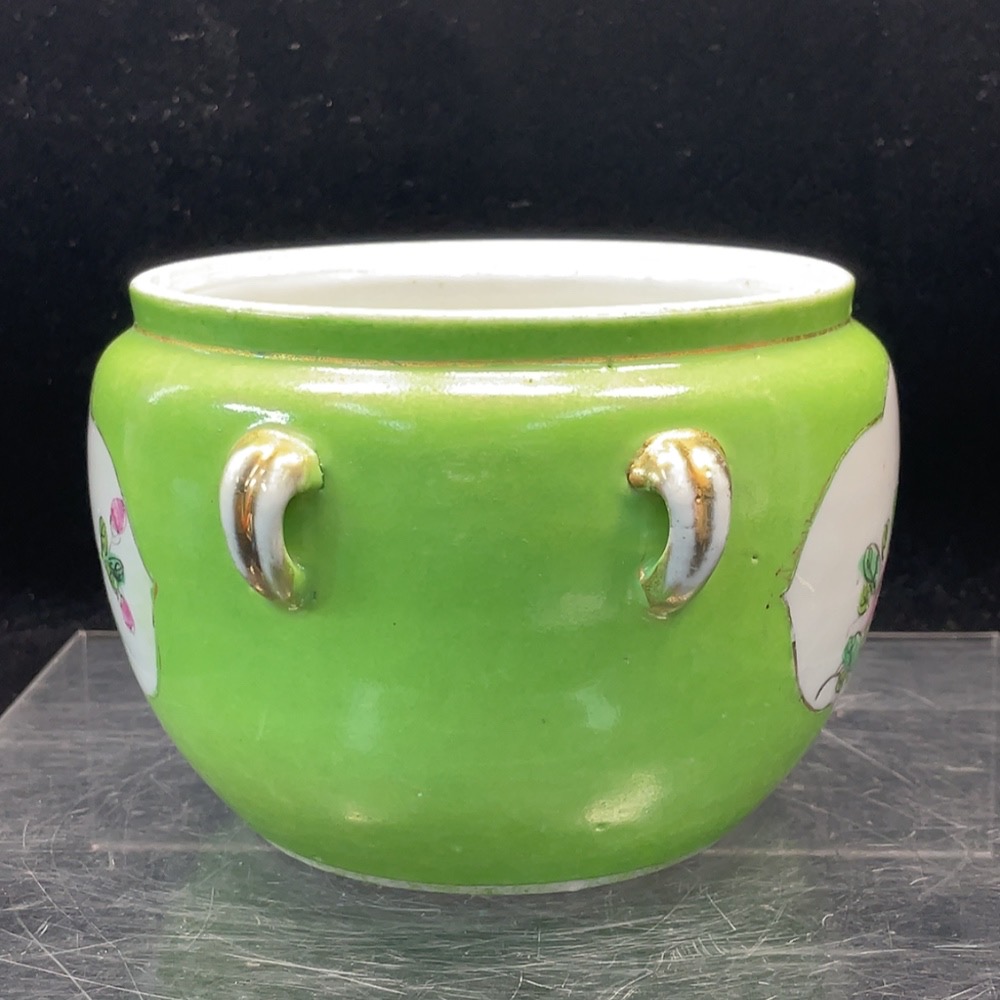 W29382867 Porcelain Patterned Translucent Republic of China Export Period Painted Congee Jar (size as per physical item)