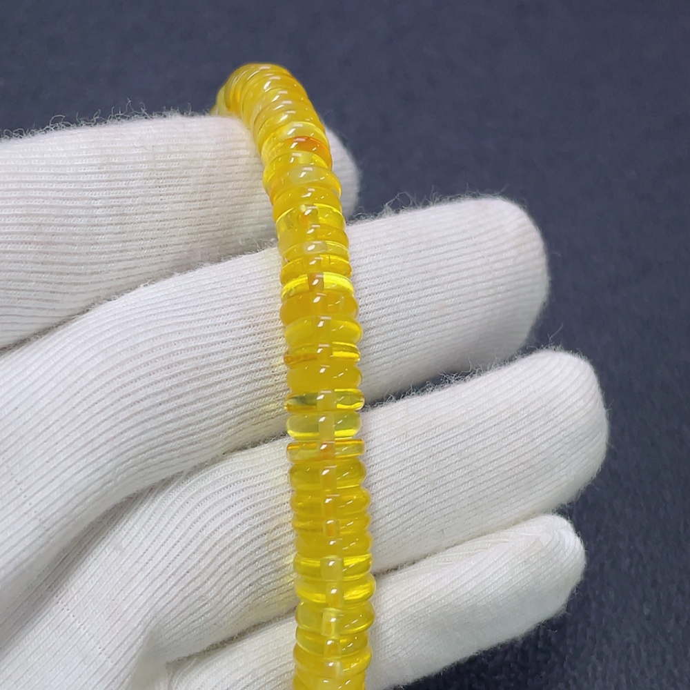 C30508751 Amber Beeswax Bracelet Total Weight Approx.7.79g Size About 7.2mm