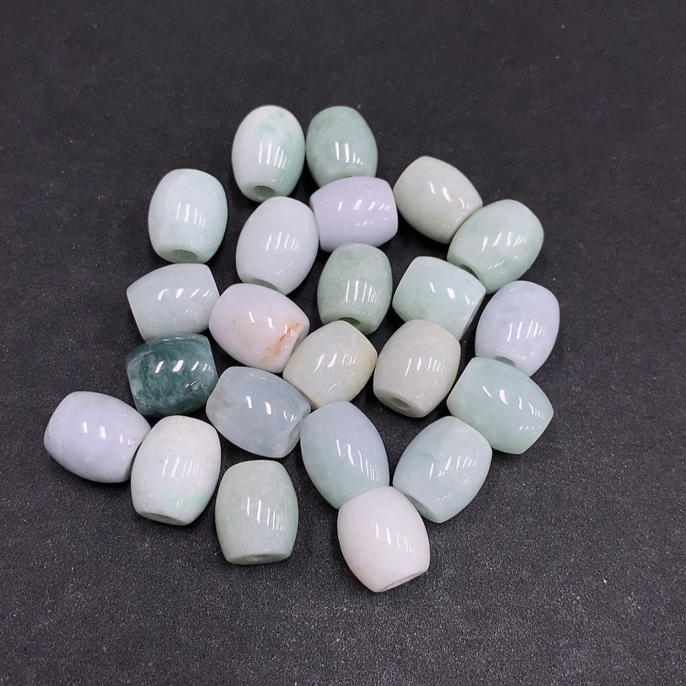 F34077196 Jadeite Barrel Beads Sell as a Lot
