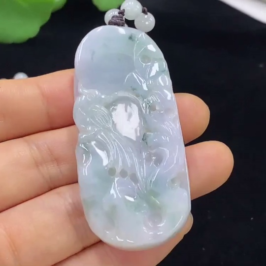 F34948284 Jadeite Flower and Bird Pendant with Chain, Total Weight Approximately 44.9g (Including Chain), Undetermined Cause of Yellow Bead Color