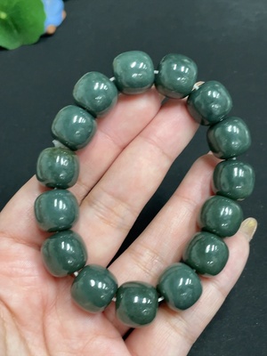 H32736793 Hetian Jade Bracelet, Approx. 13.8mm, Total Weight Approx. 70.7g