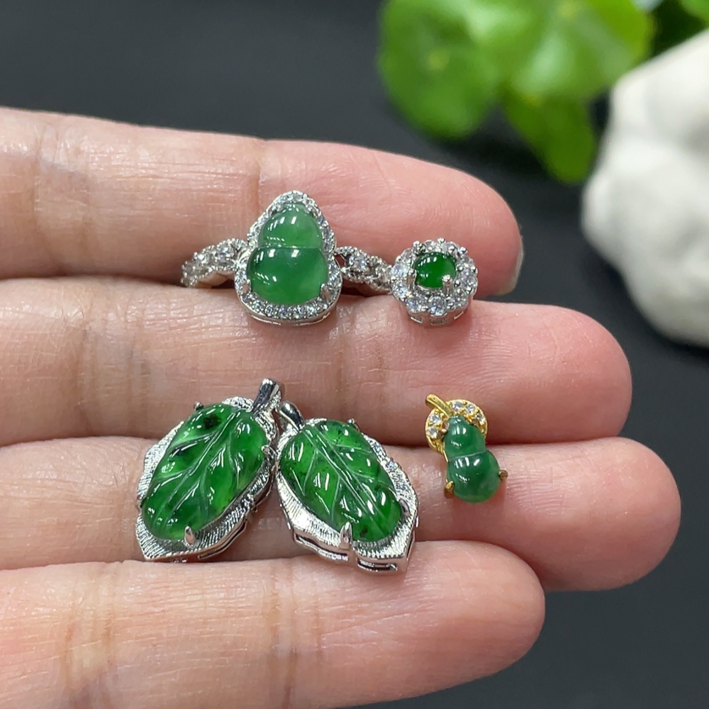 F34071204 Jadeite Inlaid Pendant Ring Earrings Sell as a Lot Non-Gold
