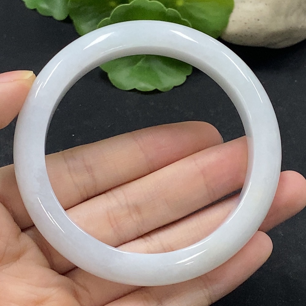 F34056423 Jadeite Round Bangle Size 56.6 Total Weight Approx. 59.76g