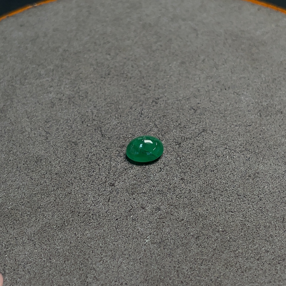 C34008552 Emerald rough stone clarity enhanced total weight approximately 1.41 carats