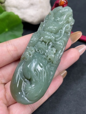 H31672460 Hetian Jade Handheld Carving - Dragon