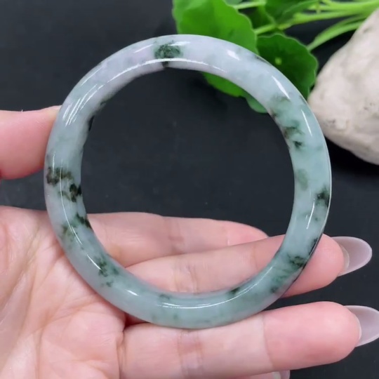 F31675896 Jadeite Circle Bracelet