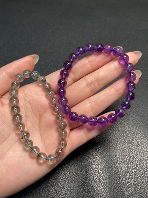 C34952443 Crystal Bracelet with Visible Organic Matter, Total Weight Approx. 29.01g, Sell as a Lot
