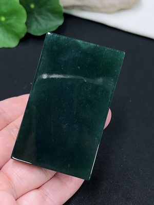 F41942040 翡翠无事牌挂件 货品总重约47.2g