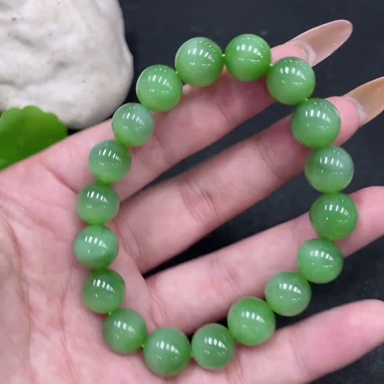 H31672433 Hetian Jade Bracelet, approx. 10.6mm, total weight approx. 35.5g