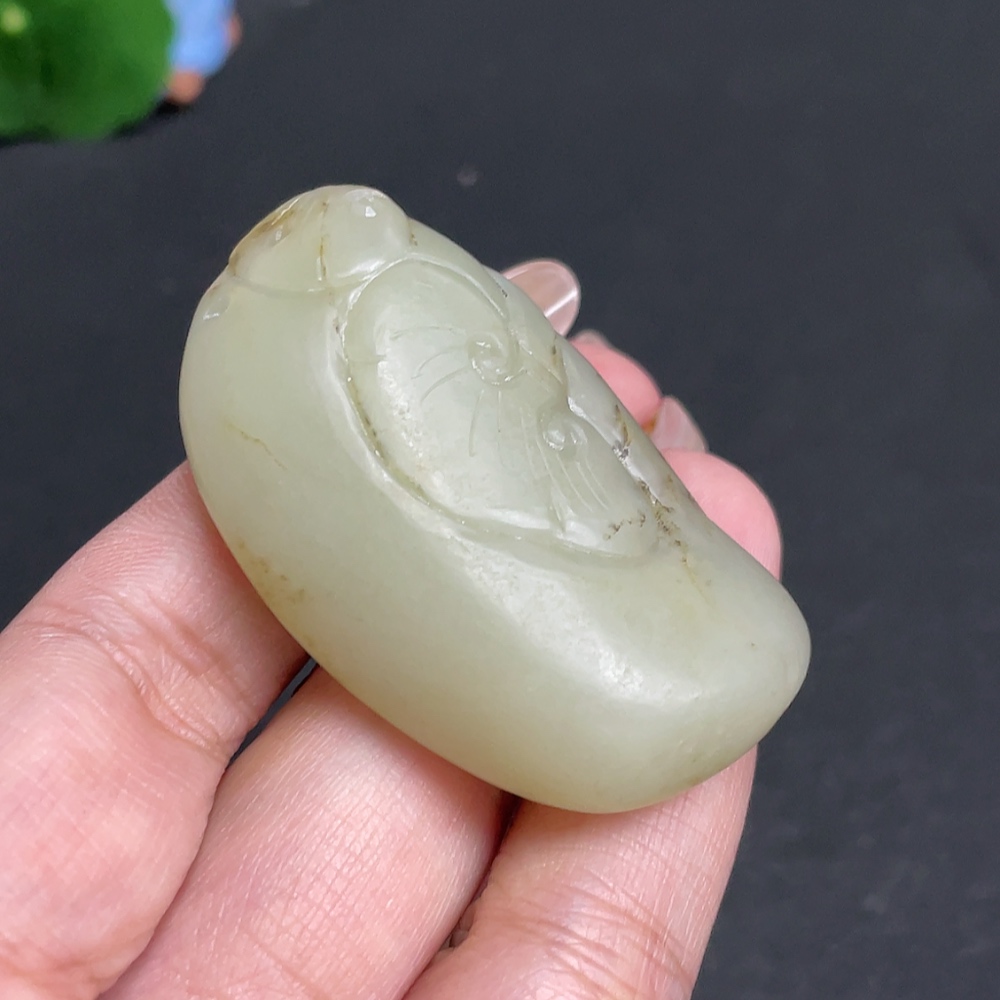 H29326181 Hetian Jade Seed Material Pendant - Buddha Statue - Undetermined Skin Color Origin - Total Weight Approx. 42.1g