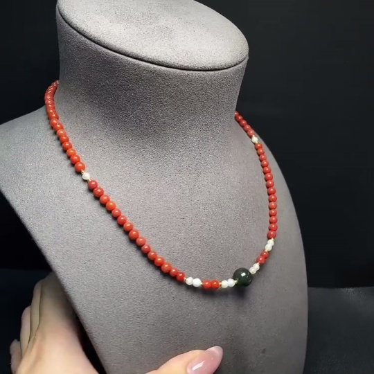 C34041493 South Red Agate Bead Necklace with Visible Organic Matter, Total Weight Approx. 14.30g, Bead Size 4.7mm, Paired with Hetian Jade and Pearls, Non-Gold