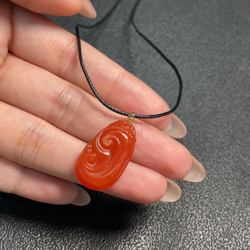 C34952947 South Red Agate Pendant 18K Gold (Non-Gold Parts) Total Weight Approx. 4.76g (Including Cord)