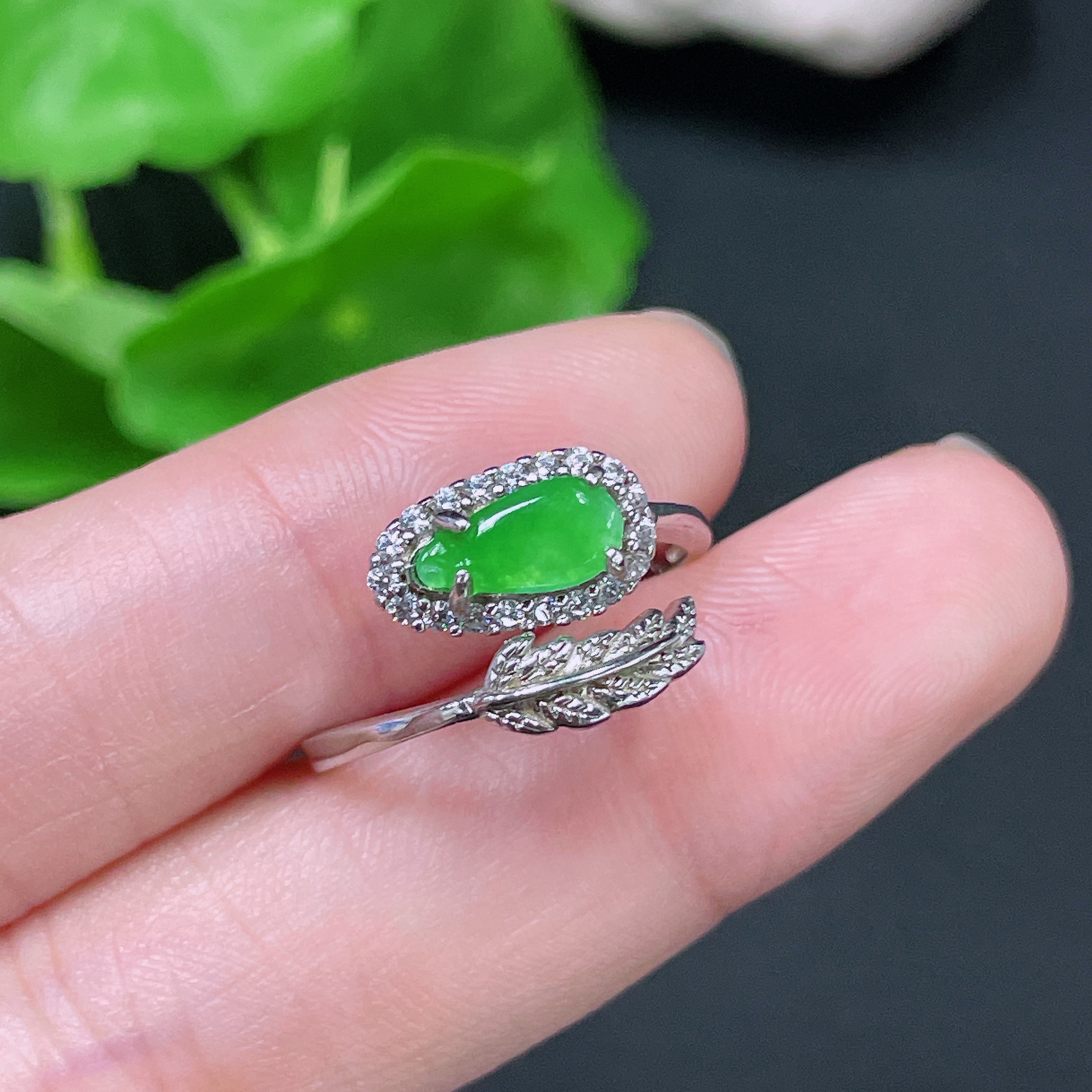 F33865479 Jadeite Inlaid Ring Non-Gold Total Weight Approx. 2.1g