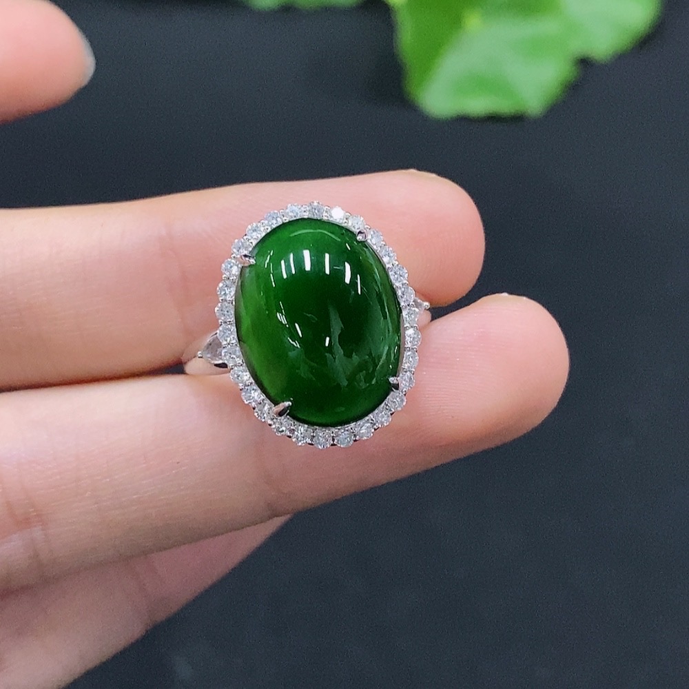F31629401 Jadeite Cabochon Ring with 18K Gold, Size 15, Accented with Diamonds, Total Weight Approx. 4.27g