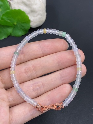 F41926086 翡翠手串 非金 货品总重量约7.8克 卡4.2mm左右