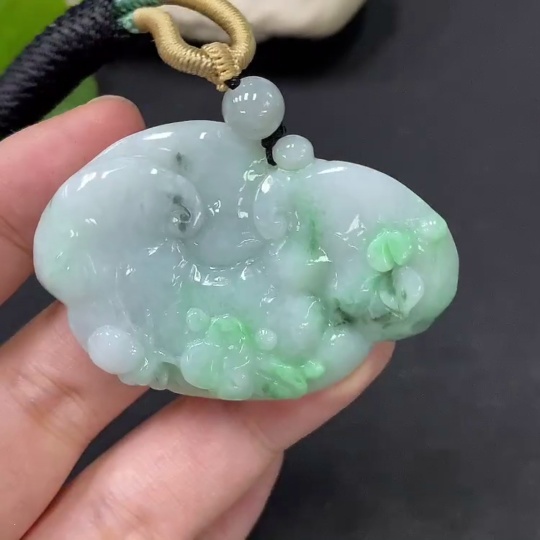 F29322298 JadeitePendant (Total Item Weight Approximately 32.47g, Cord Not Included)