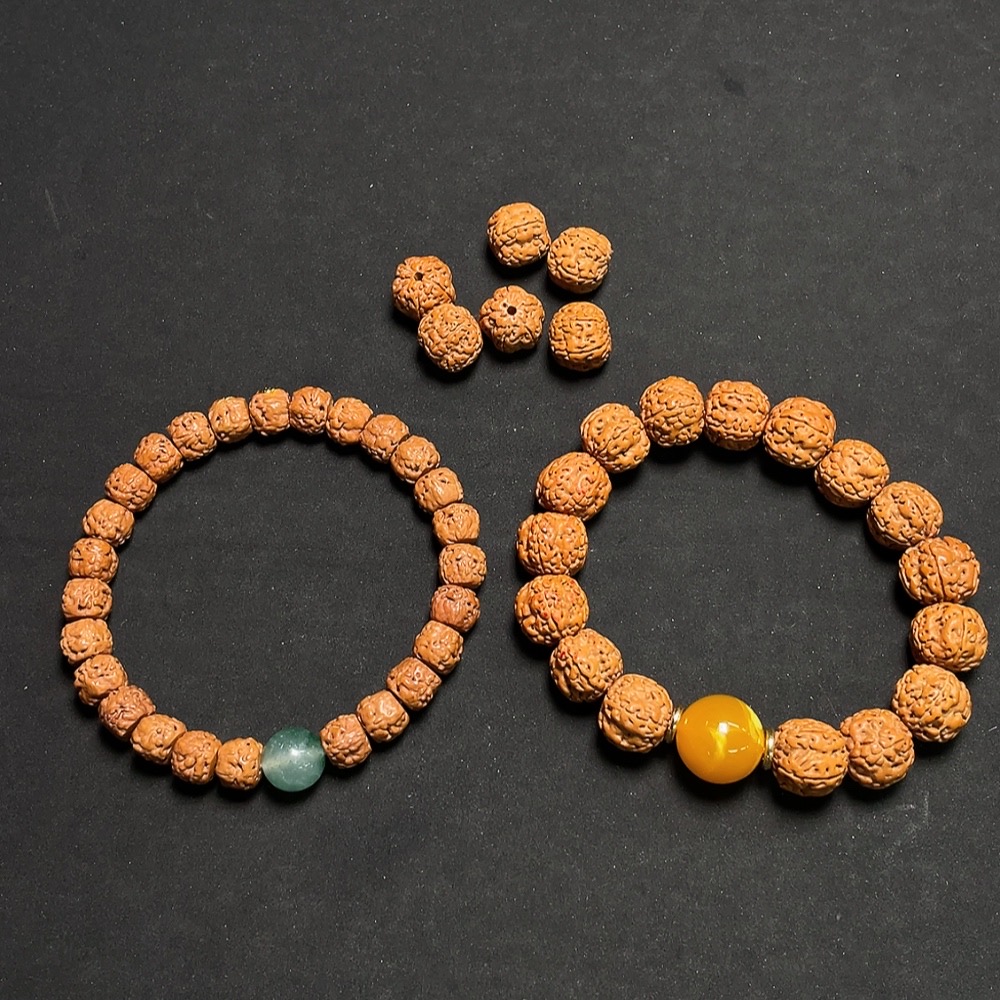 W32717092 Vajra Bracelet + Loose Beads Sell as a Lot