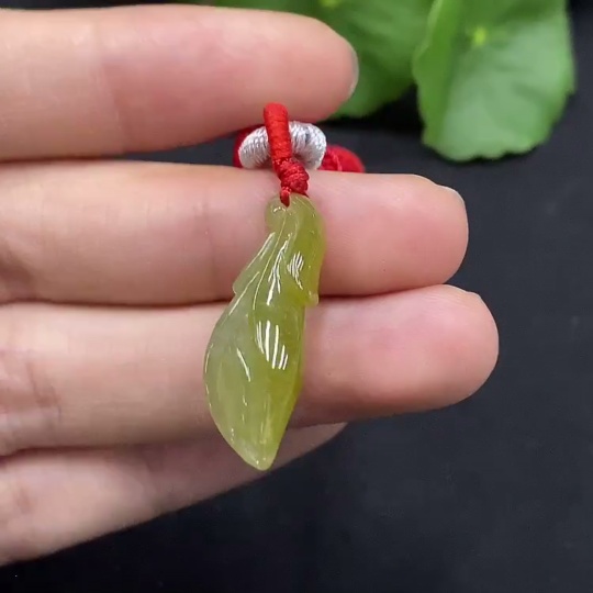 F29346355 Jadeite Magnolia Pendant Total Weight Approximately 4.6g