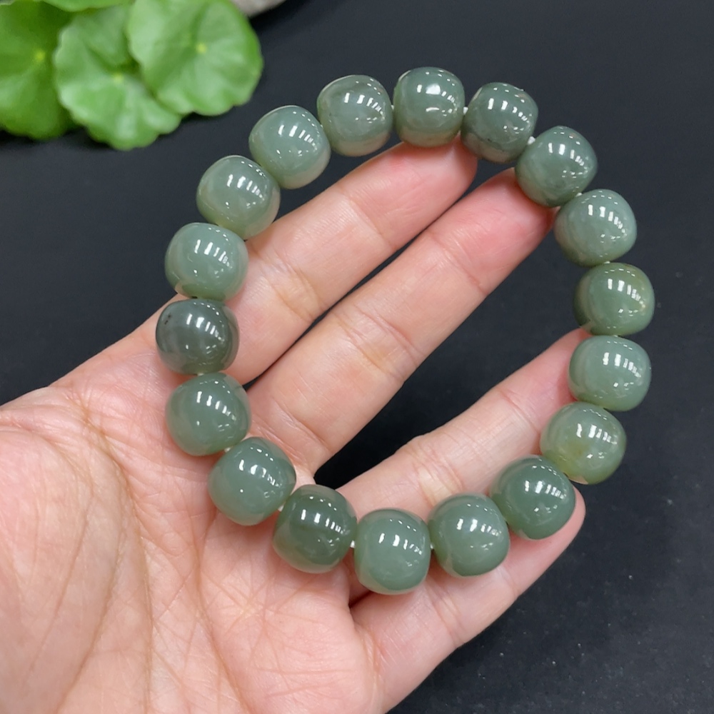 H34072202 Hetian Jade Bracelet, Approx. 12mm, Total Weight Approx. 49.9g