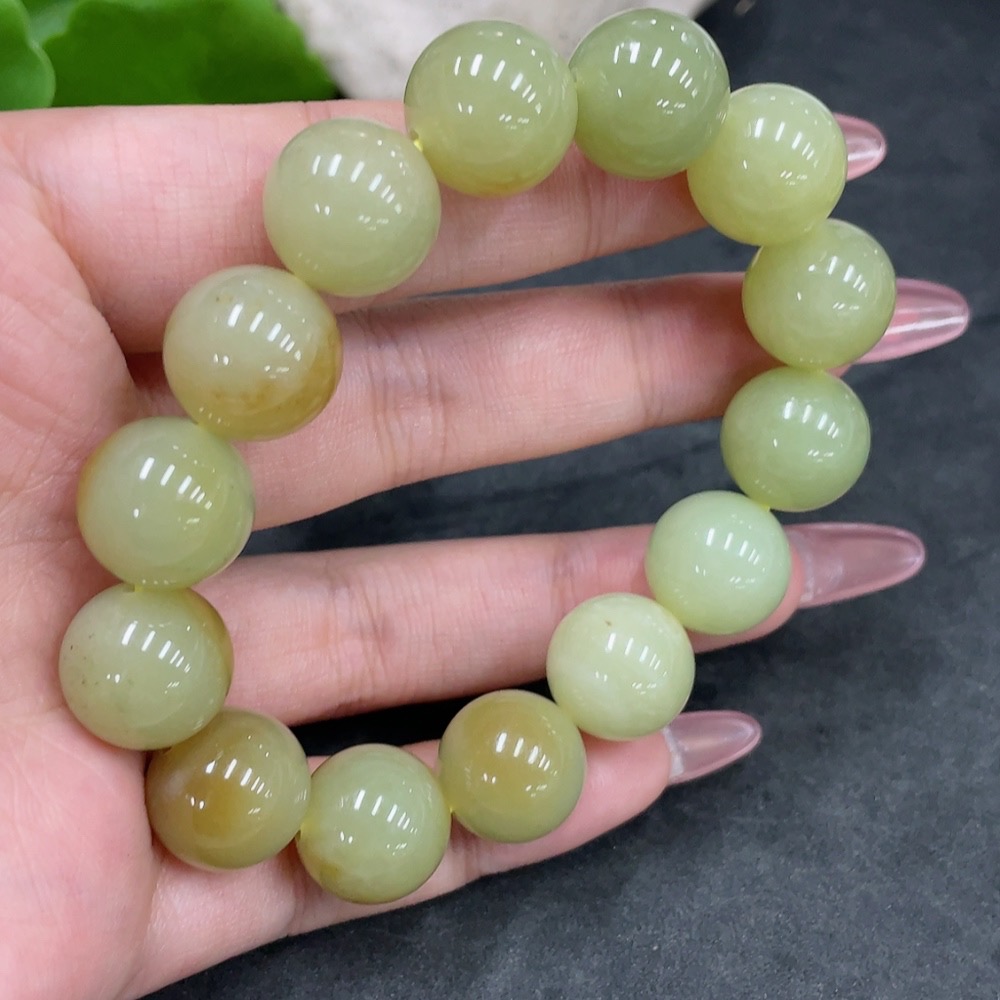 H33944796 Hetian Jade Bracelet, approx. 13.4mm, total weight approx. 57.2g