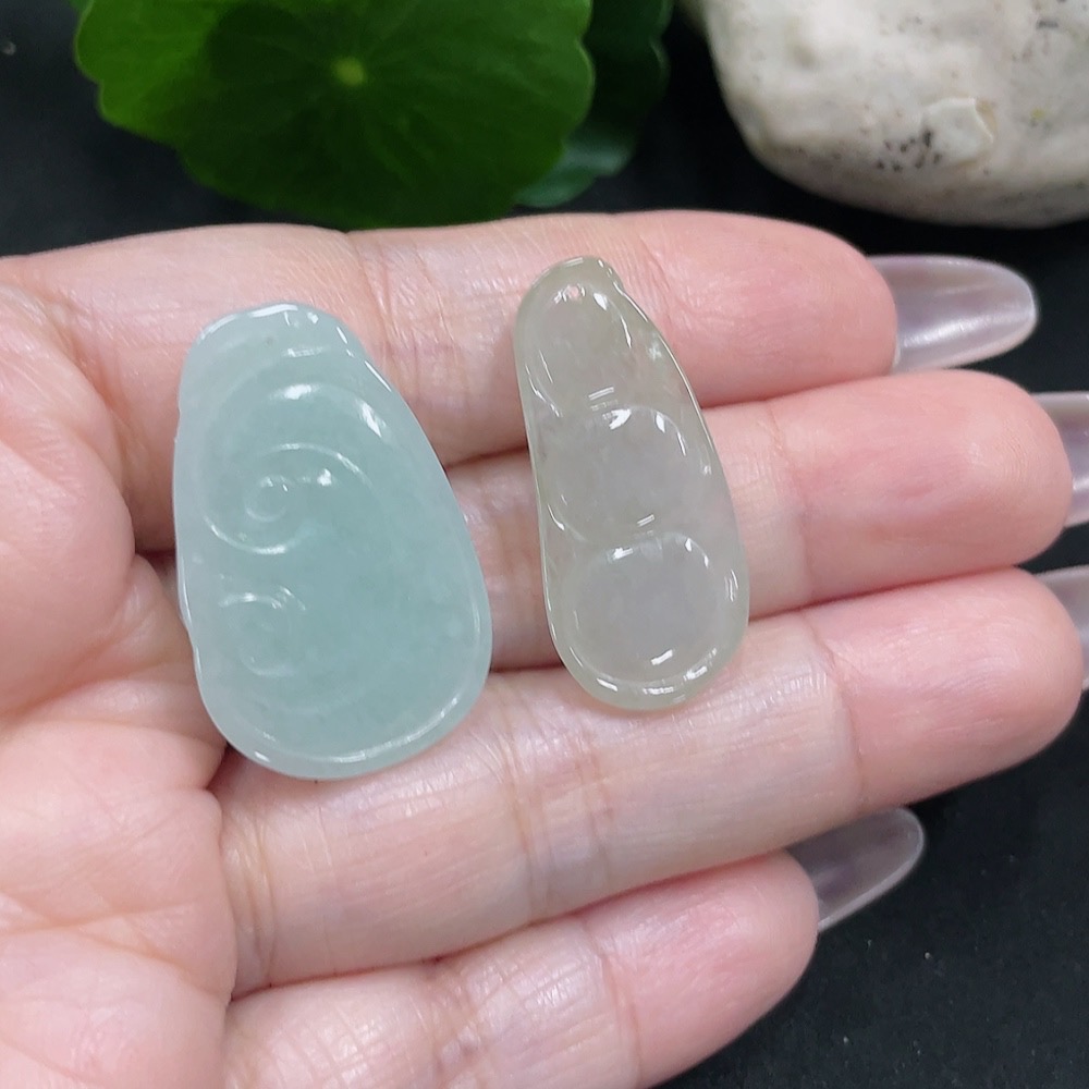 F35082652 Jadeite Fudo/Ruyi Pendant