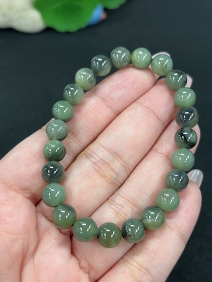 H46587167 和田玉手串 卡7.8mm左右 货品总重约17.4g