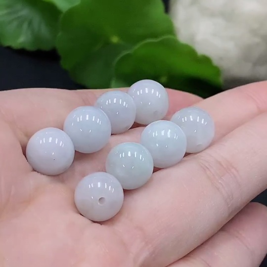 F35091388 Jadeite Beads Sell as a Lot 8pcs