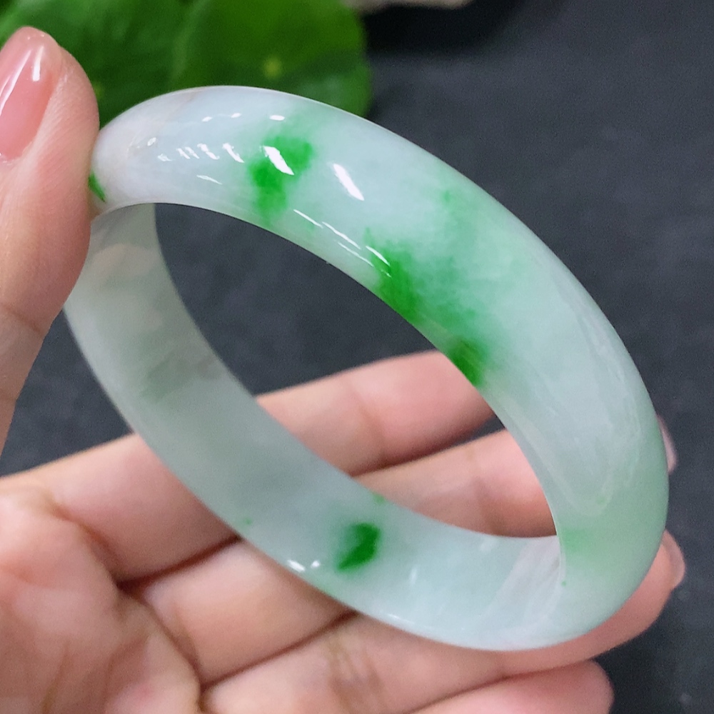 F34030610 Jadeite Round Bracelet Size 54mm Total Weight Approximately 42.86g