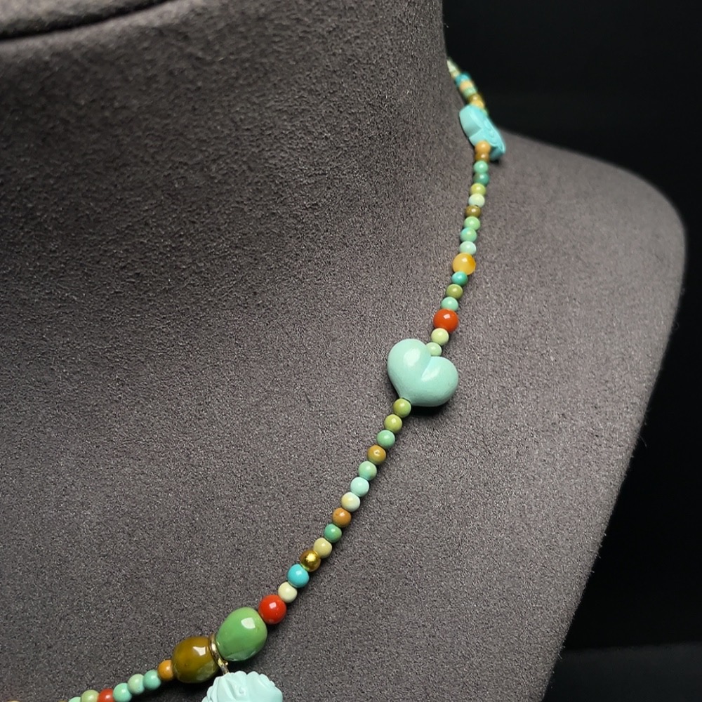 C34008363 Turquoise necklace containing other mineral components, non-gold, total product weight approximately 16.94g (including minerals)
